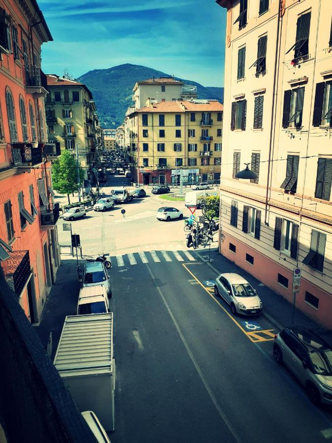 La Maison Des Caprices_ La Spezia _Stazione_5Terre Exterior foto